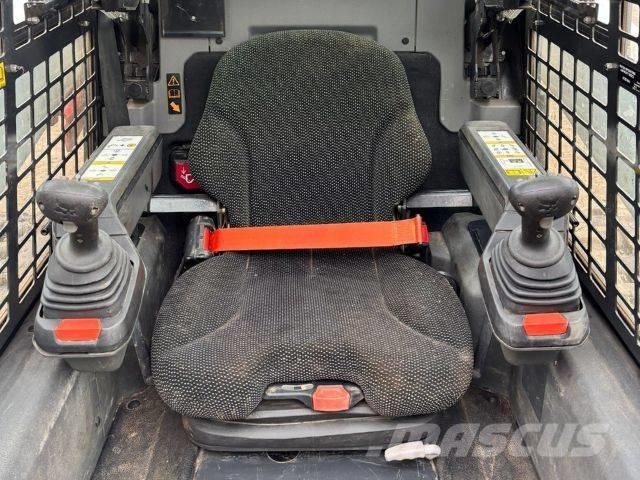 Bobcat T 76 Lietoti riteņu kompaktiekrāvēji