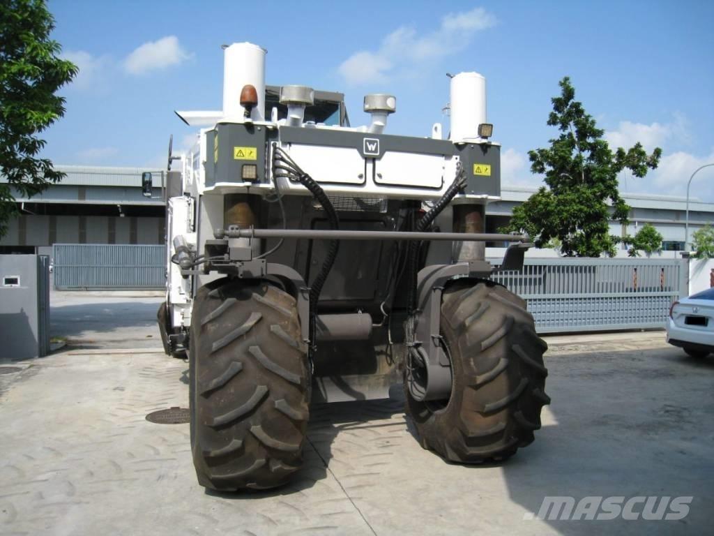 Wirtgen WR 2500 Asfalta savācējs