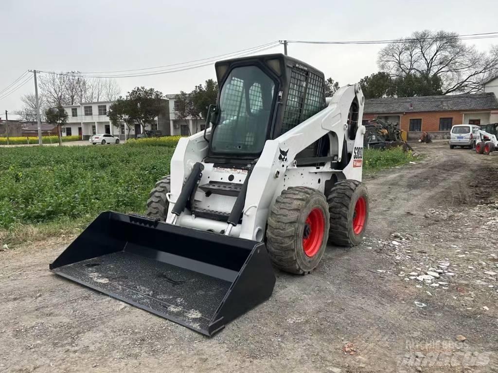 Bobcat S 300 Lietoti riteņu kompaktiekrāvēji