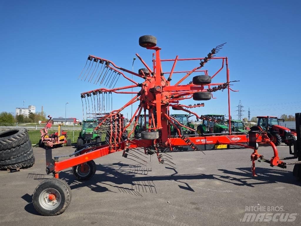 Kuhn GA 8121 Vālotāji