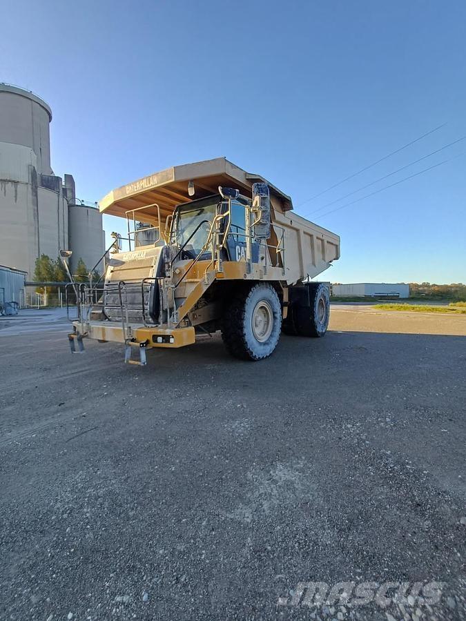 CAT 775F Karjeras kravas automašīnas