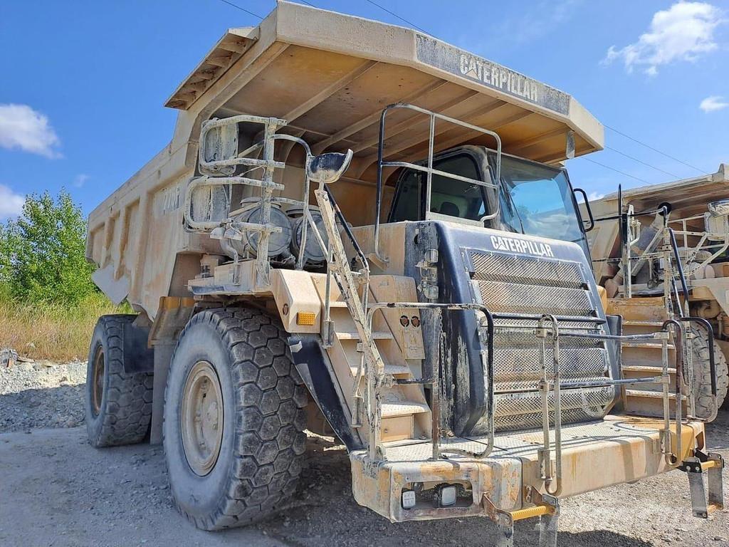 CAT 775F Karjeras kravas automašīnas