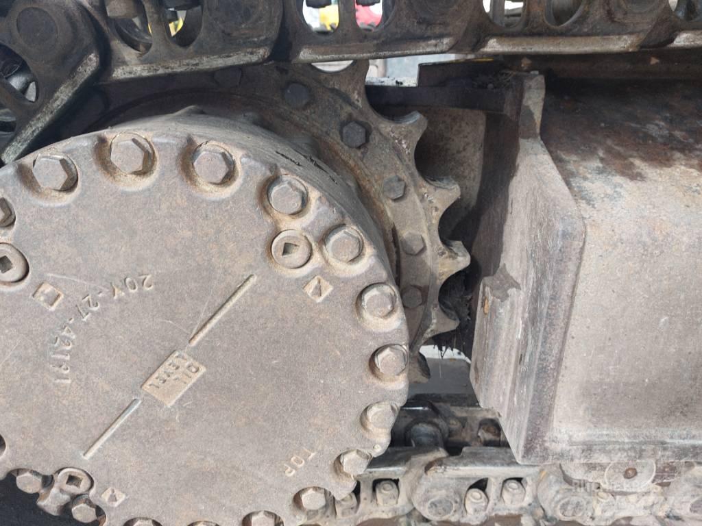 Komatsu PC228USLC-11 Kāpurķēžu ekskavatori