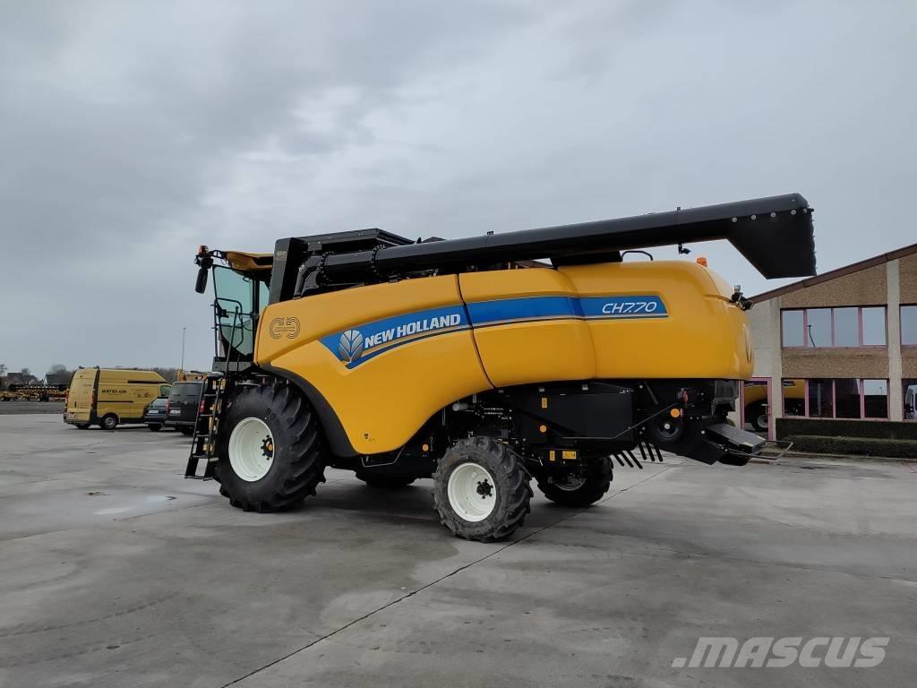 New Holland CH7.70 Ražas novākšanas kombaini
