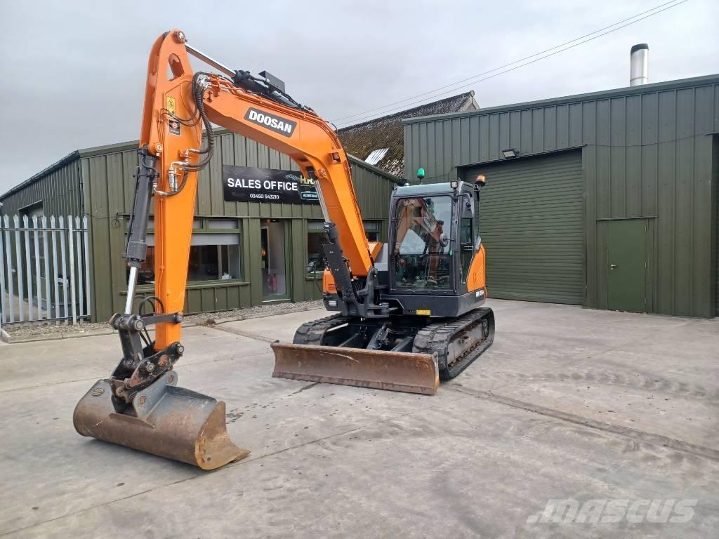 Develon DX 85 R-7 Vidēja lieluma ekskavatori 7 t - 12 t