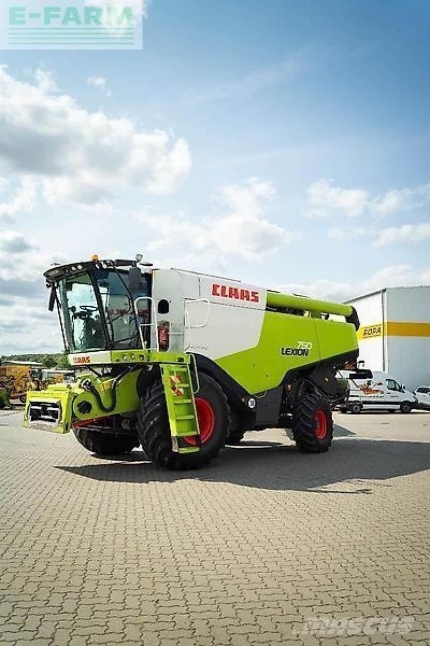 CLAAS lexion 750 Ražas novākšanas kombaini