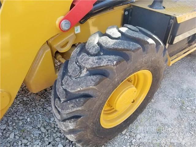 CAT 416 F Ekskavatori-iekrāvēji