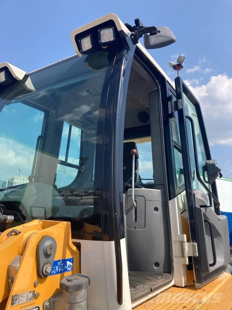 Liebherr LR 624 Kāpurķēžu iekrāvēji