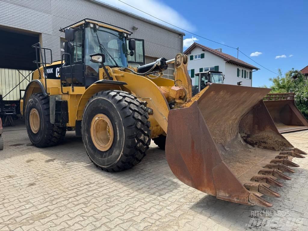 CAT 966 K Iekrāvēji uz riteņiem