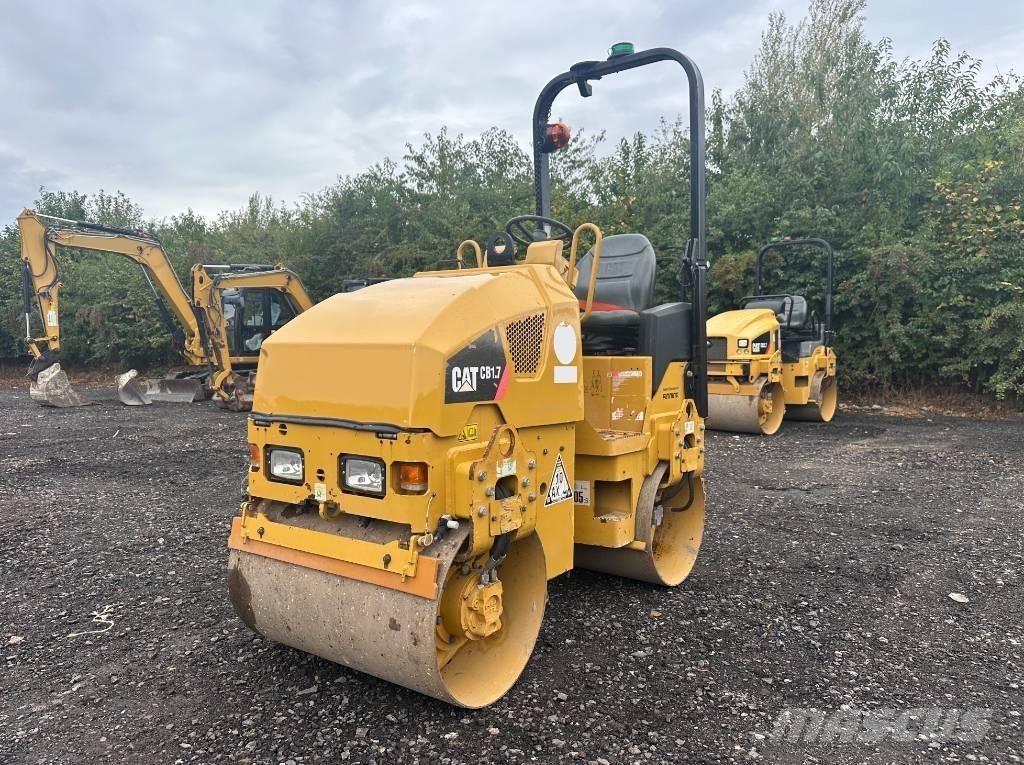 CAT CB 1.7 Divvalču grunts veltņi