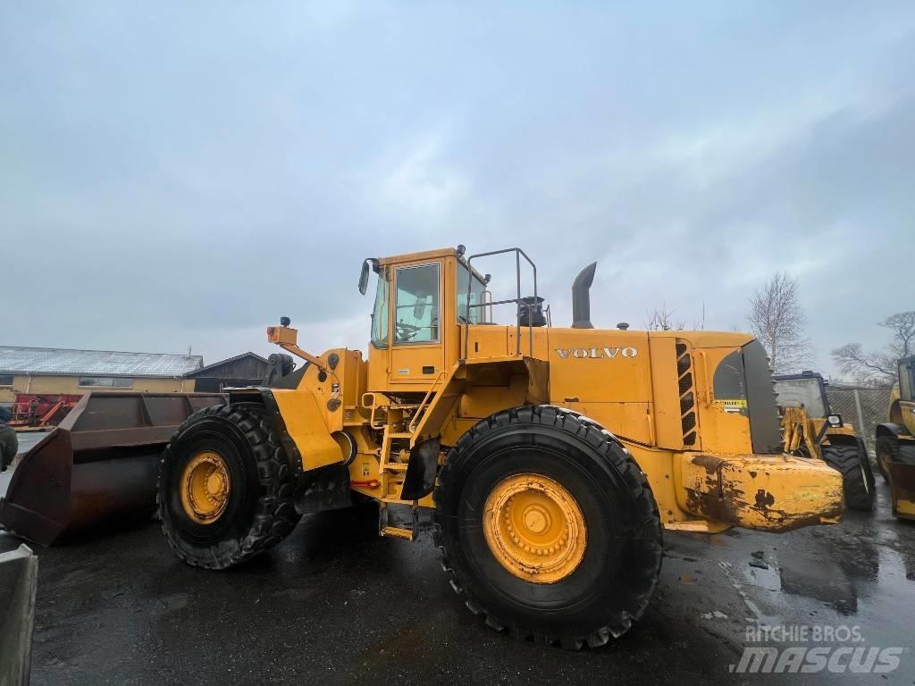 Volvo L 220 E Iekrāvēji uz riteņiem
