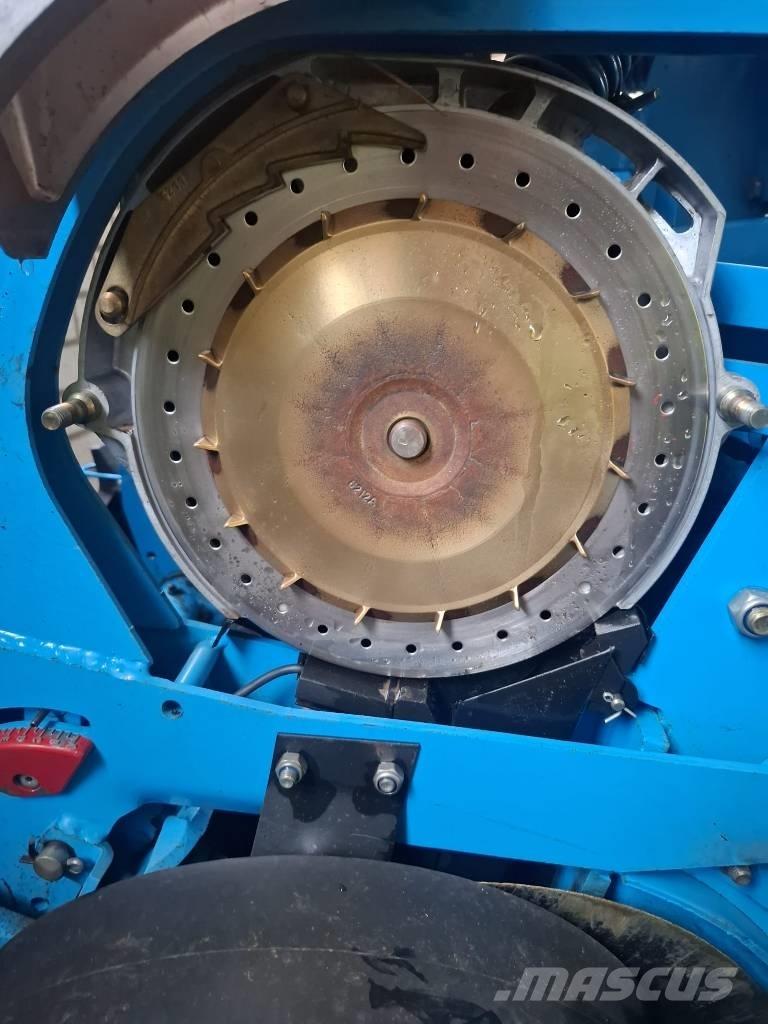 Monosem NG PLUS 6 Precīzās izsējas sējmašīnas 