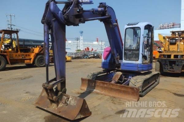 Komatsu PC75UU-3 Vidēja lieluma ekskavatori 7 t - 12 t