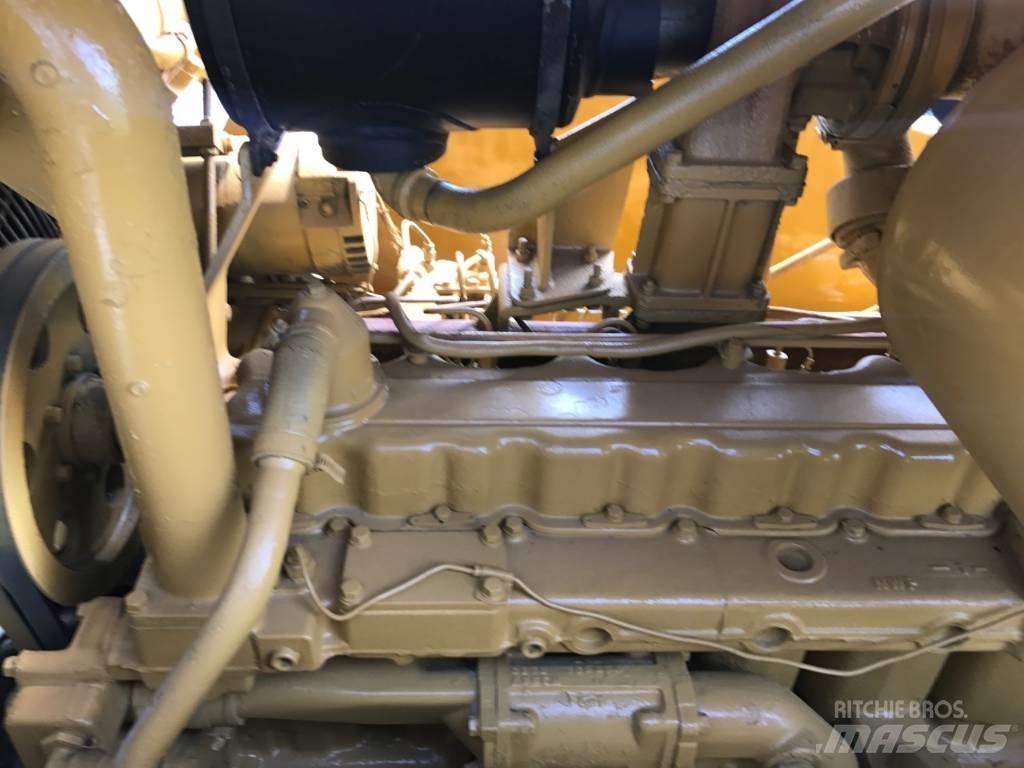 CAT D7G Kāpurķēžu buldozeri