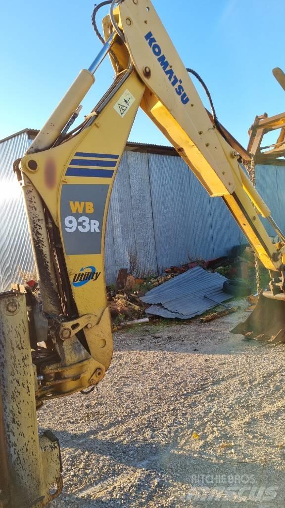Komatsu WB93 R5 Ekskavatori-iekrāvēji