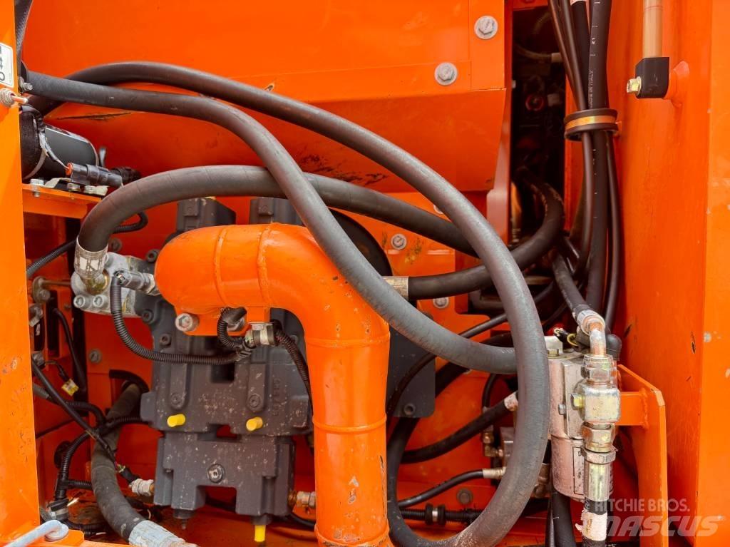 Doosan DX 160 W Ekskavatori uz riteņiem
