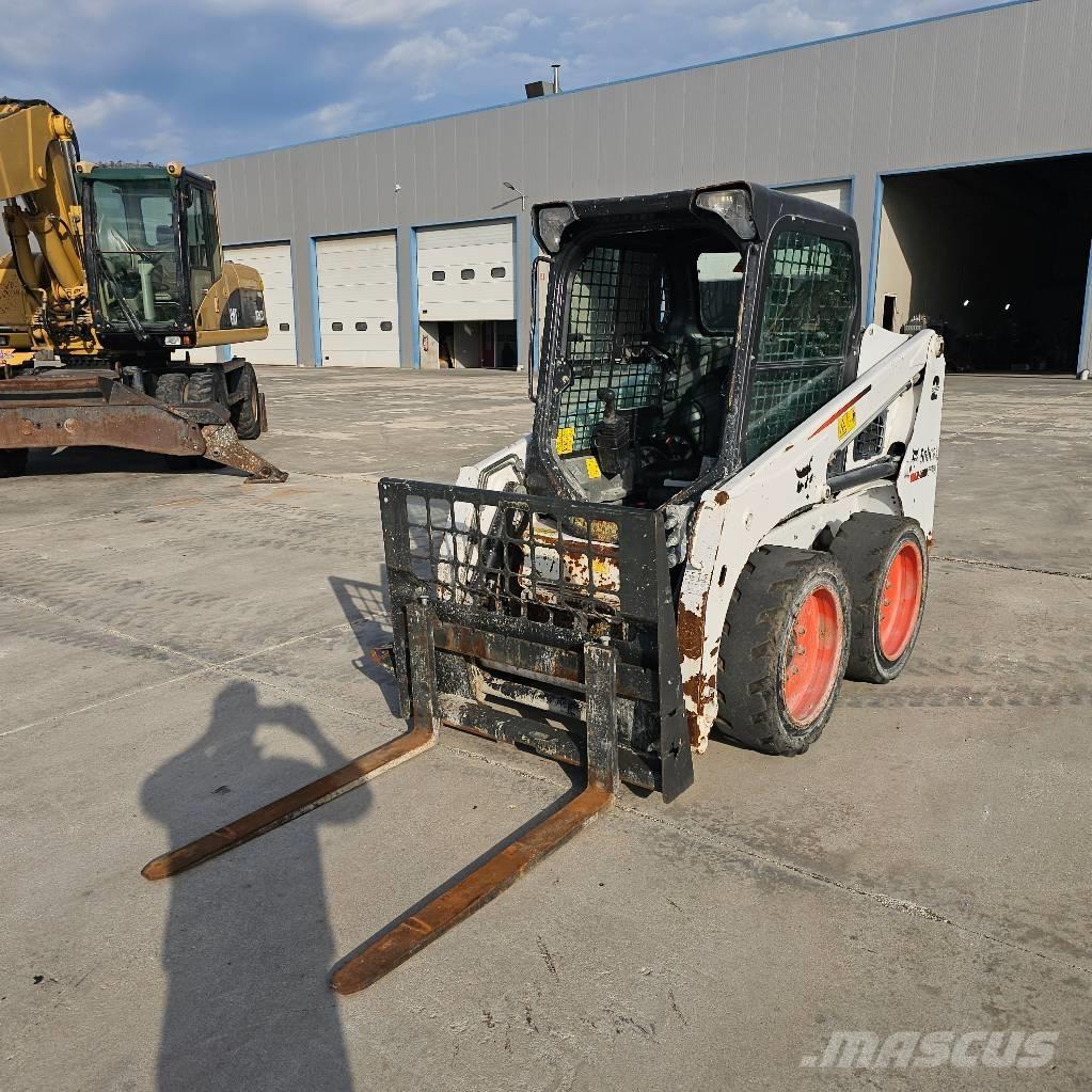 Bobcat S 450 Lietoti riteņu kompaktiekrāvēji