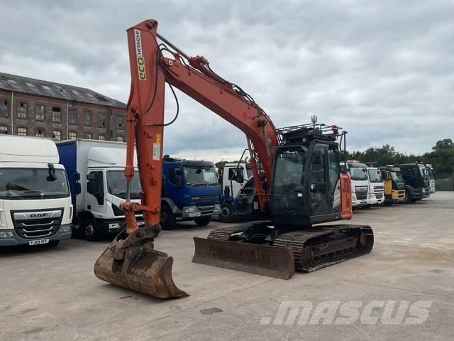 Hitachi ZX 135 US-6 Kāpurķēžu ekskavatori