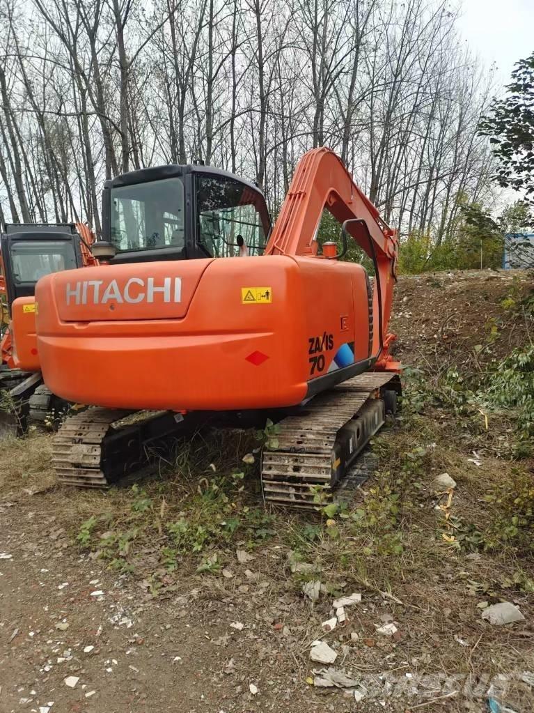 Hitachi ZX 70 Vidēja lieluma ekskavatori 7 t - 12 t