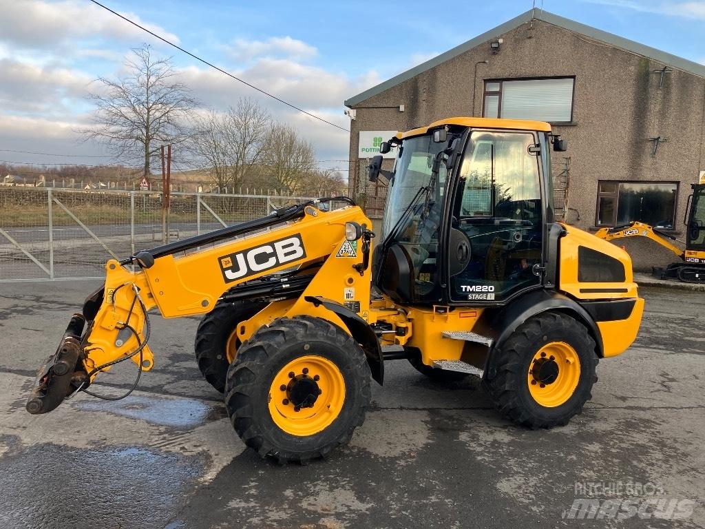 JCB TM220 Agri Lauksaimniecības pacēlāji