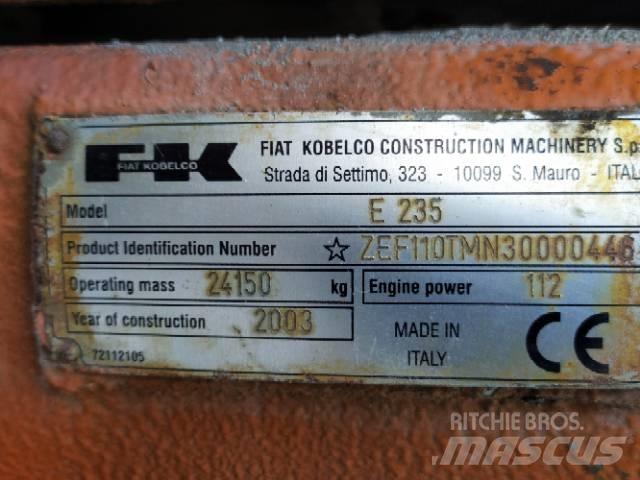 Fiat-Kobelco E 235 Kāpurķēžu ekskavatori