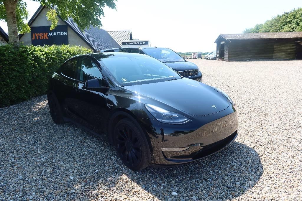 Tesla Model Y Automašīnas