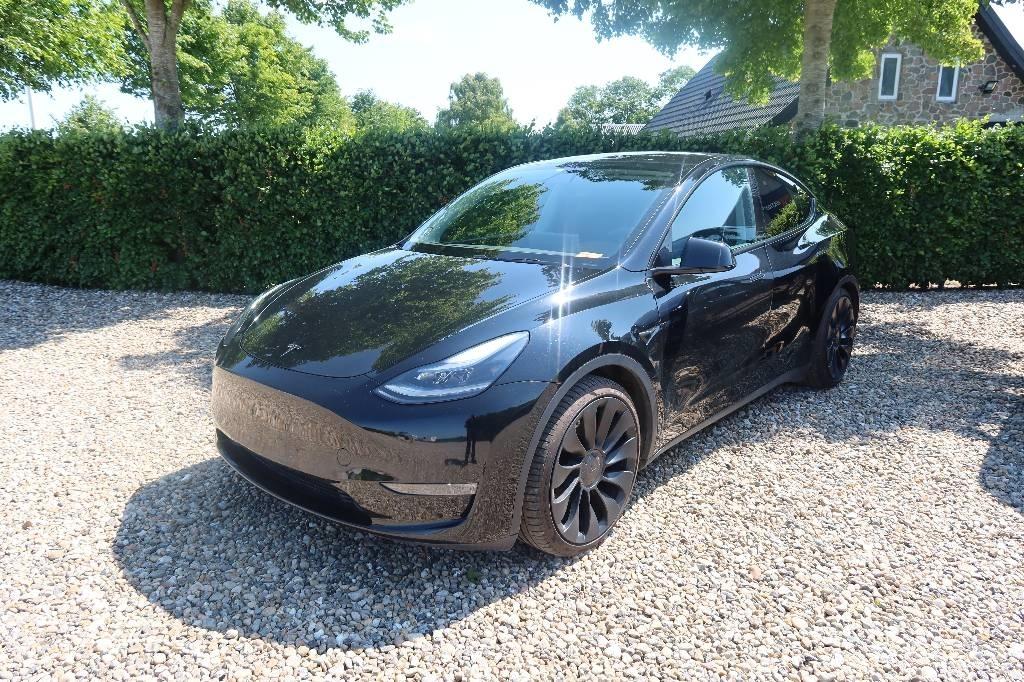 Tesla Model Y Automašīnas