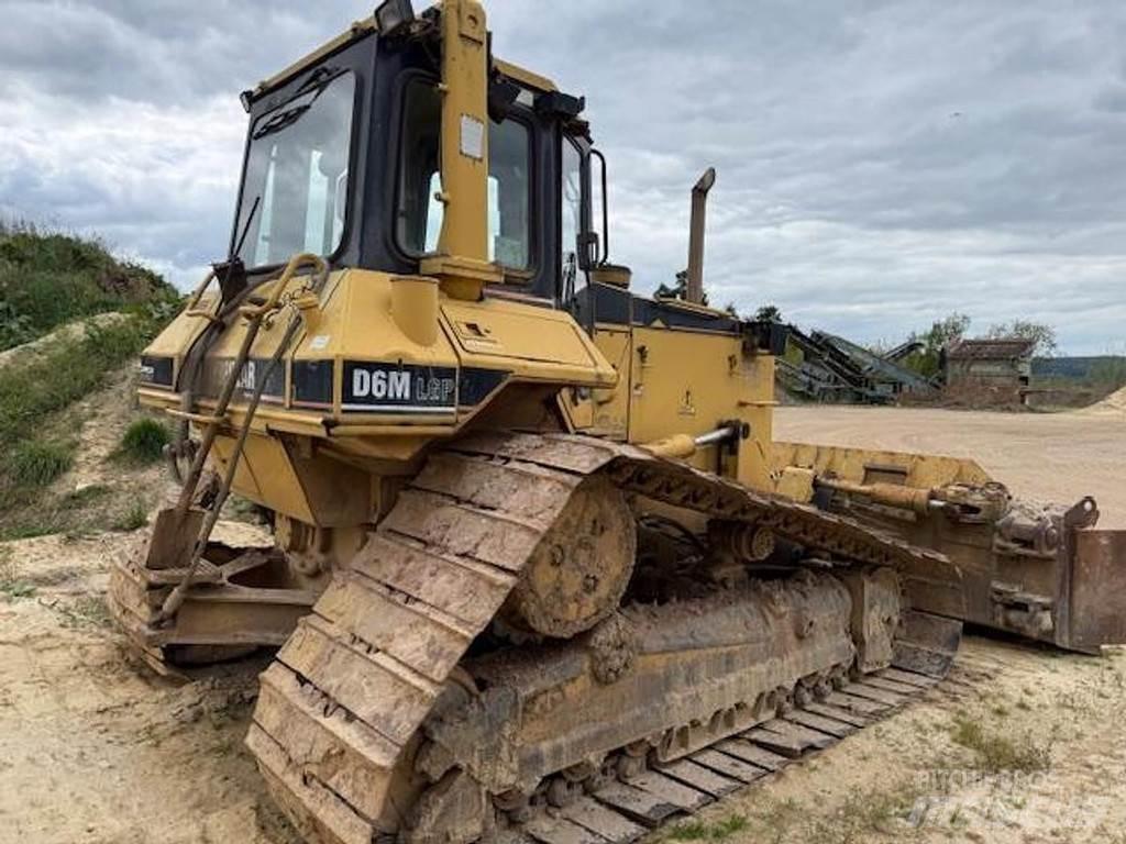 CAT D6M LGP Kāpurķēžu buldozeri