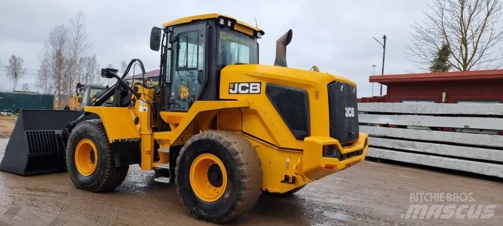 JCB 427 Agri Iekrāvēji uz riteņiem
