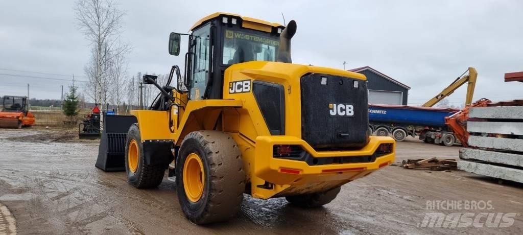 JCB 427 Agri Iekrāvēji uz riteņiem