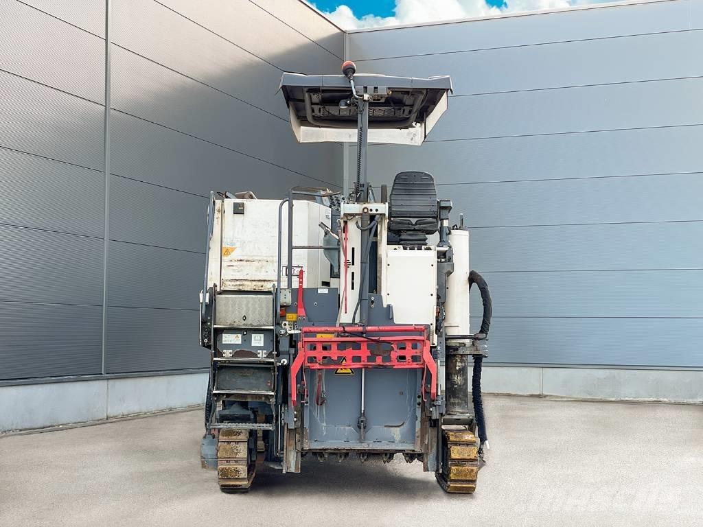 Wirtgen W 120 CFI Asfalta dzesēšanas iekārtas