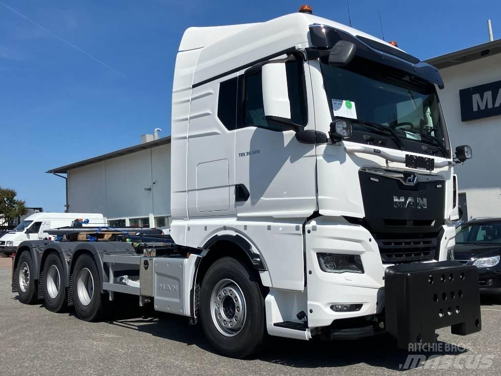 MAN TGX 35.520 Treileri ar āķi