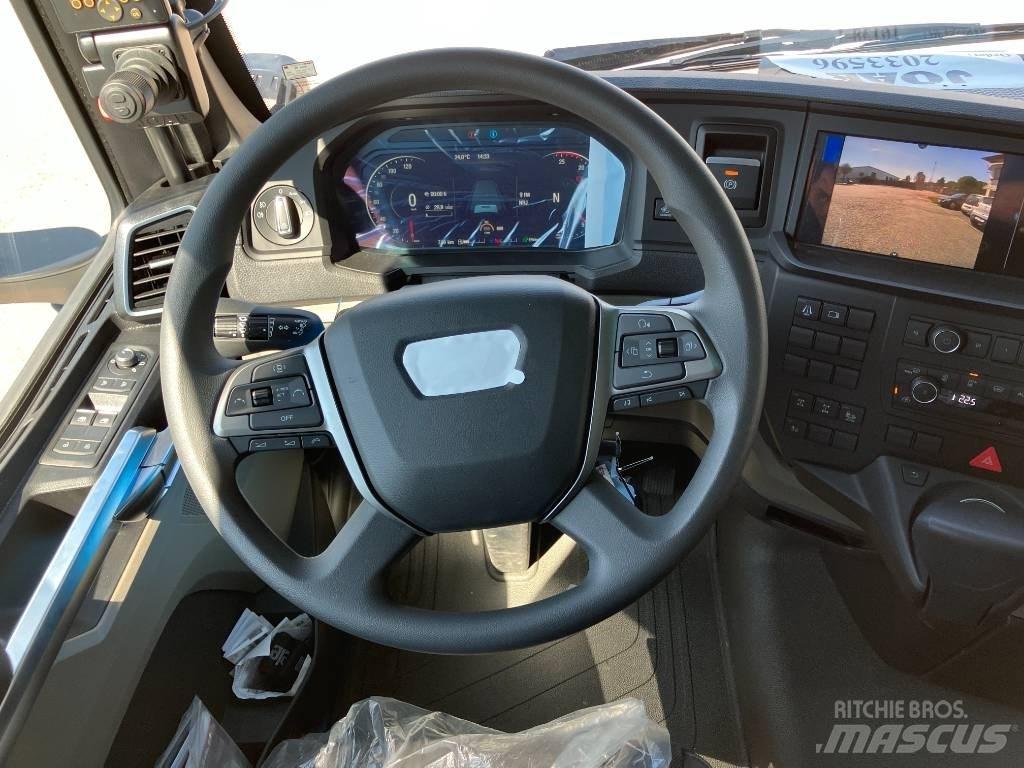 MAN TGX 35.520 Treileri ar āķi