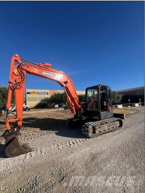 Doosan DX 85 R-3 Vidēja lieluma ekskavatori 7 t - 12 t