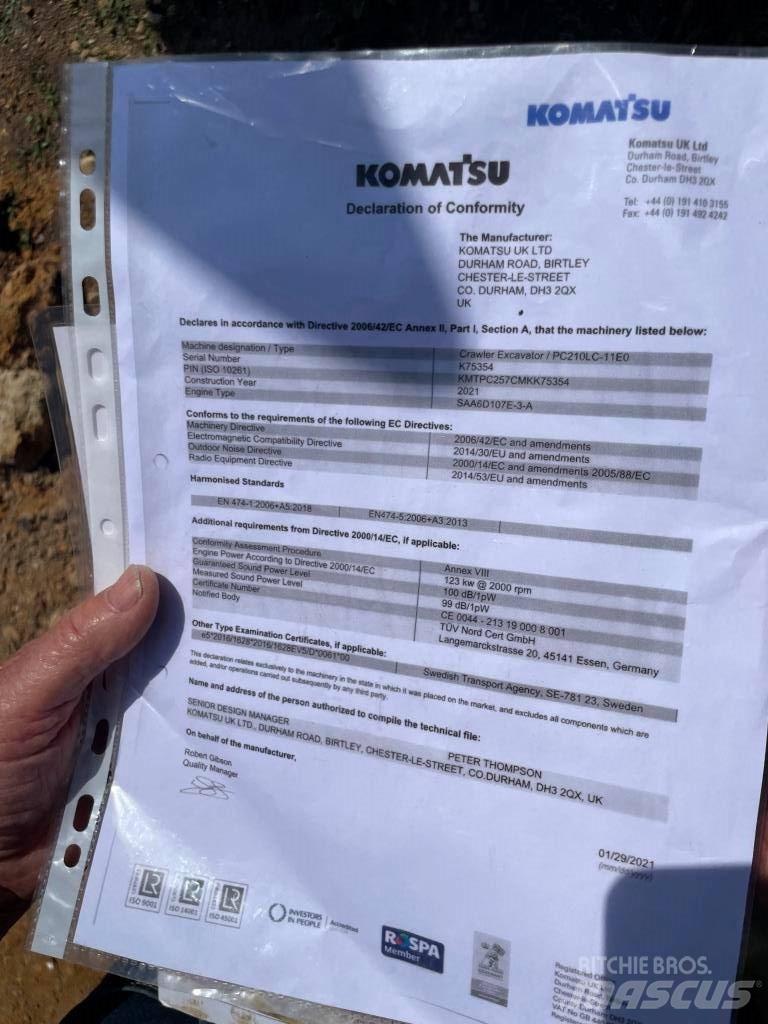 Komatsu PC210LC-11E0 Kāpurķēžu ekskavatori