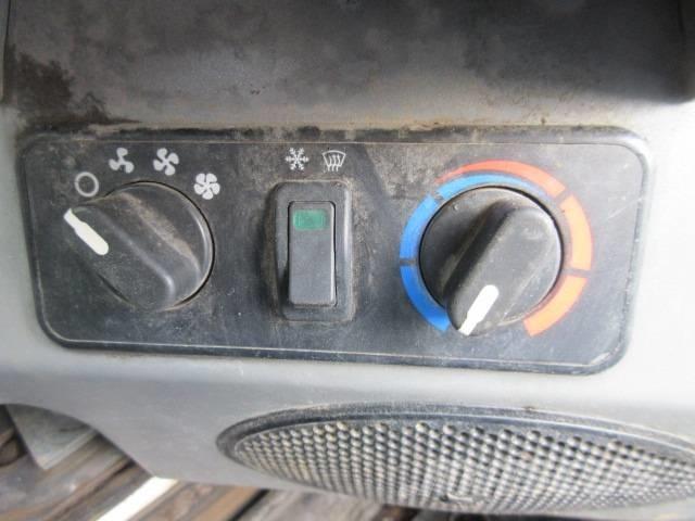 Bobcat S 530 Lietoti riteņu kompaktiekrāvēji