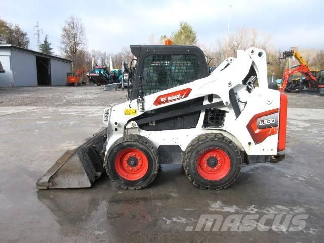 Bobcat S 530 Lietoti riteņu kompaktiekrāvēji