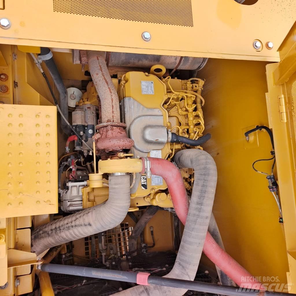CAT 320GC Kāpurķēžu ekskavatori