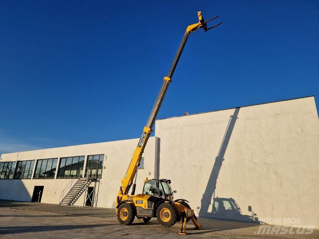 JCB 540-140  BC40 Teleskopiskie manipulatori