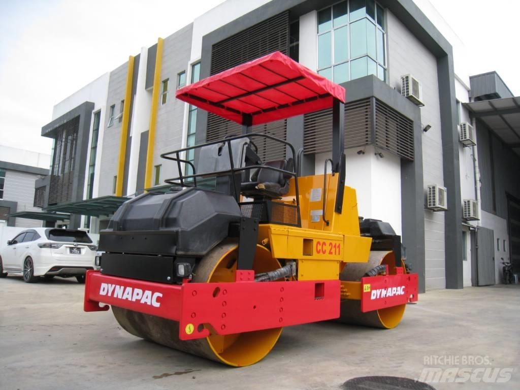 Dynapac CC 211 Divvalču grunts veltņi