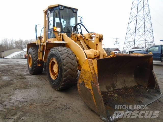 Komatsu WA 350-1 Iekrāvēji uz riteņiem