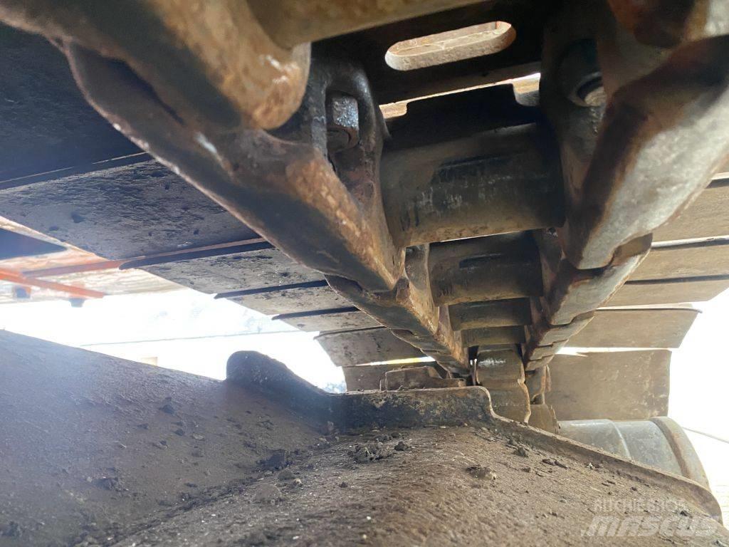 Fiat-Hitachi EX 355 Kāpurķēžu ekskavatori