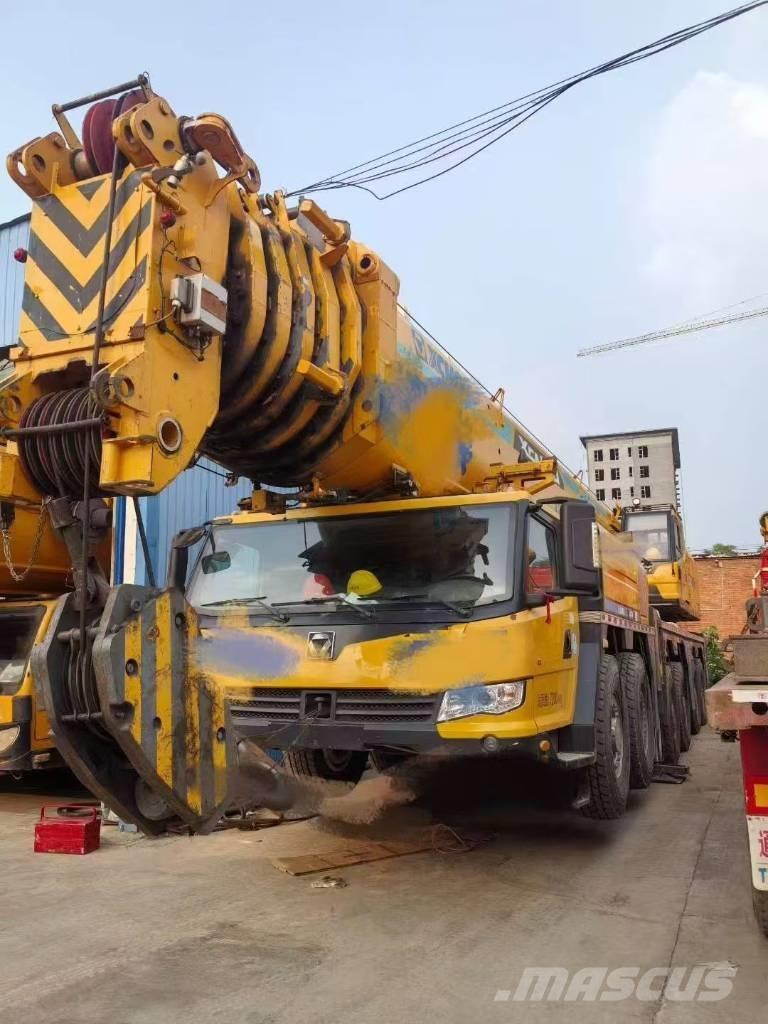 XCMG XCA300 Visurgājēji celtņi