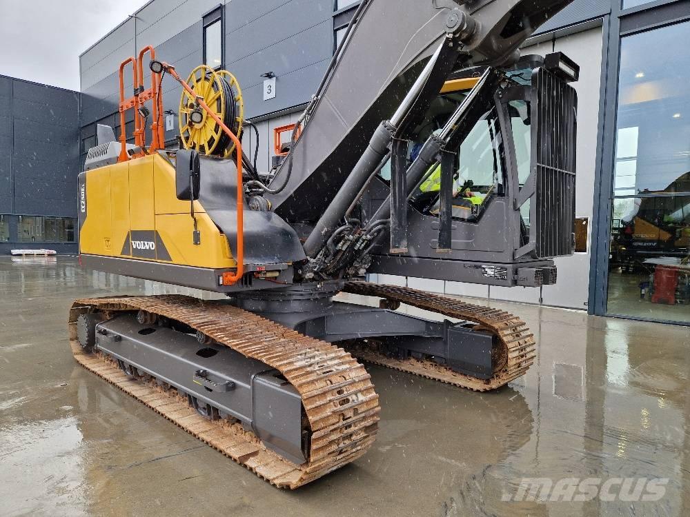 Volvo EC250EL Kāpurķēžu ekskavatori