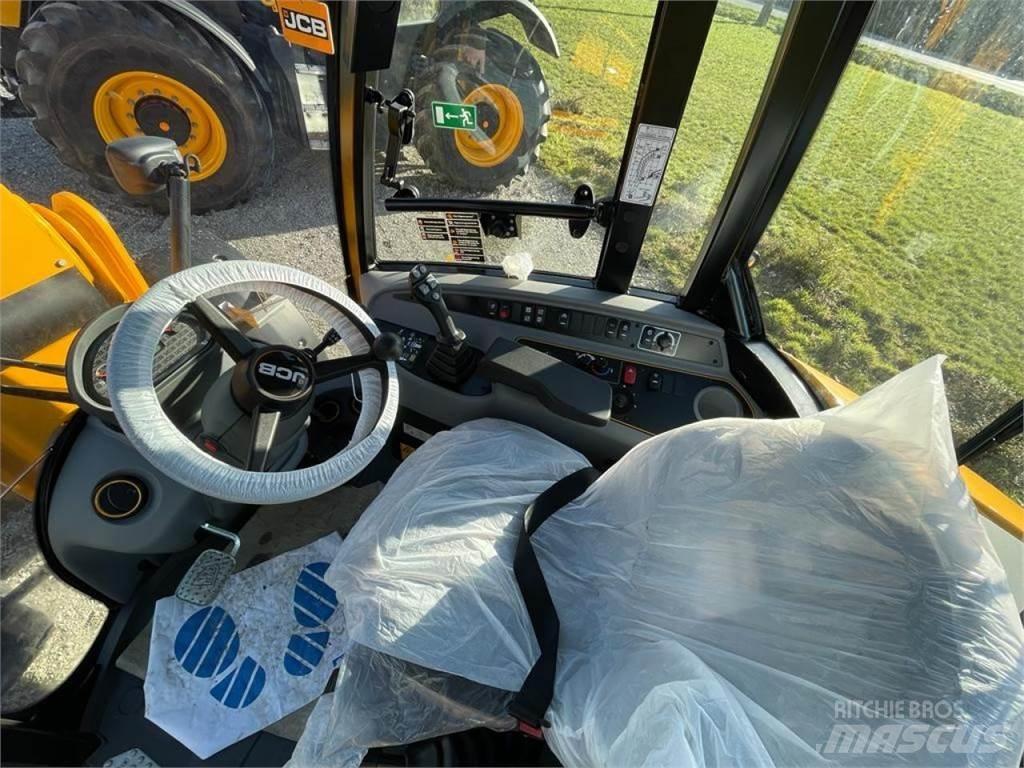 JCB TM 220 Agri Iekrāvēji uz riteņiem