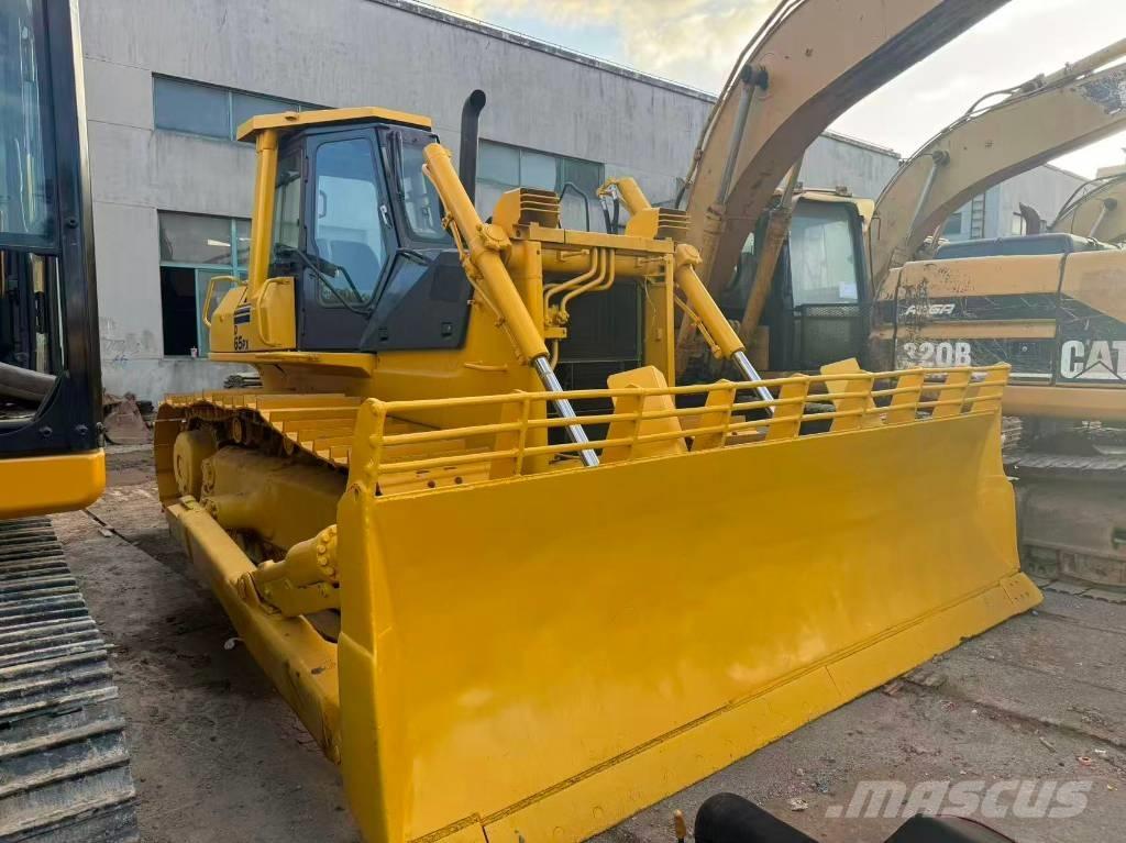 Komatsu D 65 PX-12 Kāpurķēžu buldozeri