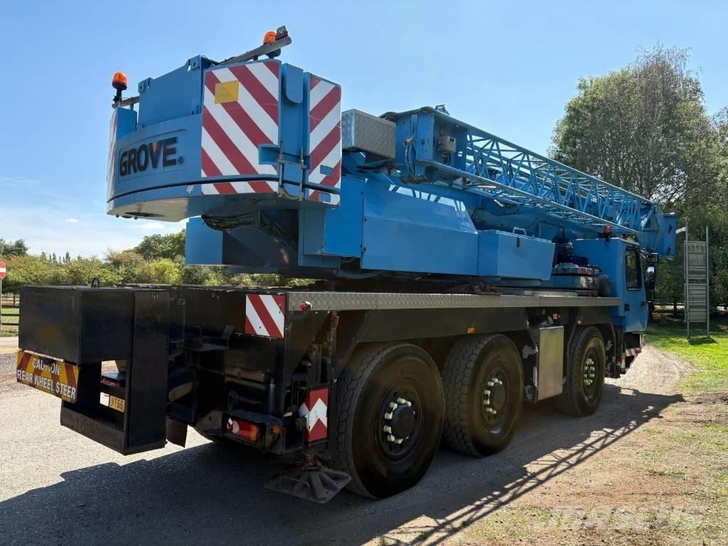 Grove GMK3055 Visurgājēji celtņi