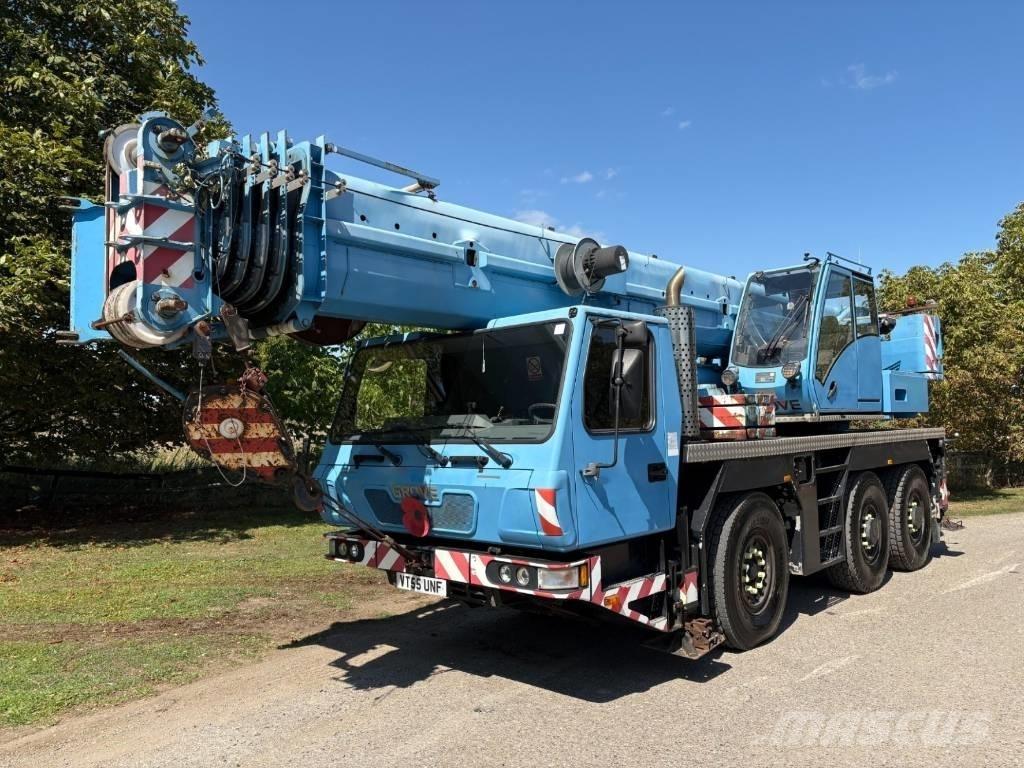 Grove GMK3055 Visurgājēji celtņi