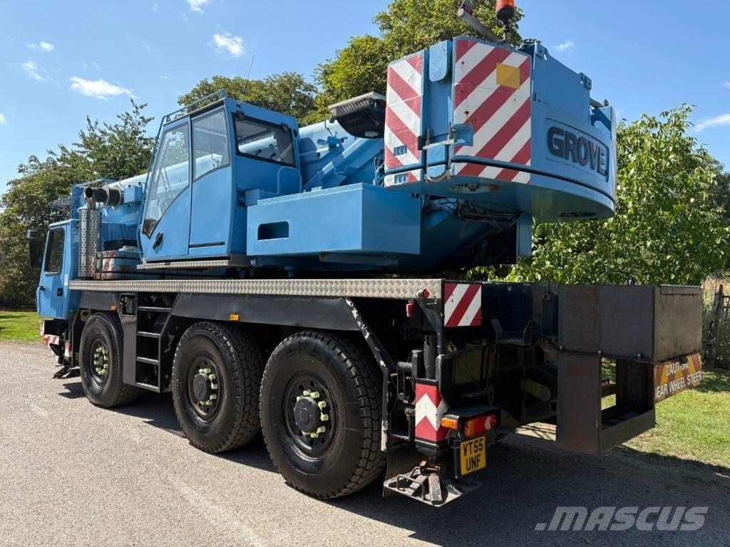 Grove GMK3055 Visurgājēji celtņi
