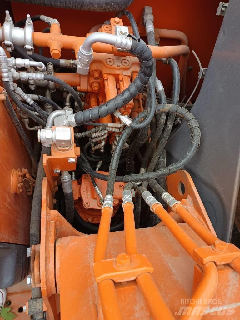 Hitachi ZX 80 Vidēja lieluma ekskavatori 7 t - 12 t